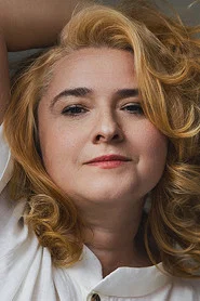 &Acirc;ngela Ribeiro