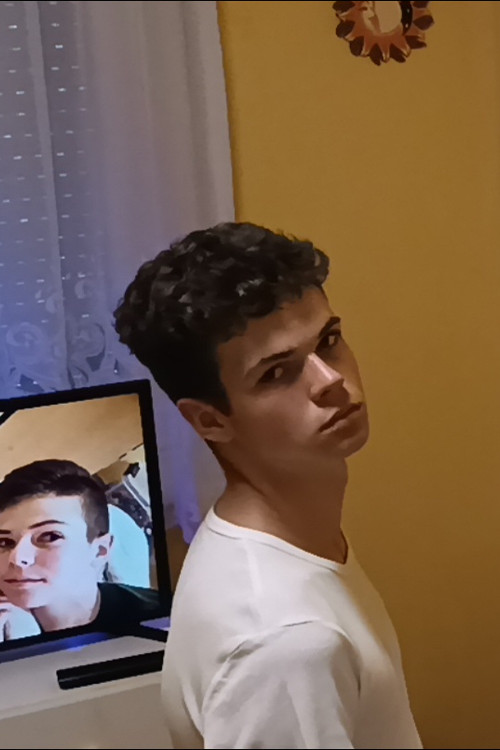 K&eacute;khal&aacute;l