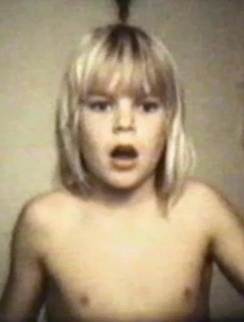 Alene hjemme