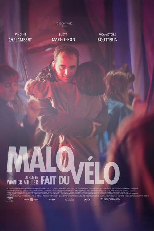 Malo fait du v&eacute;lo